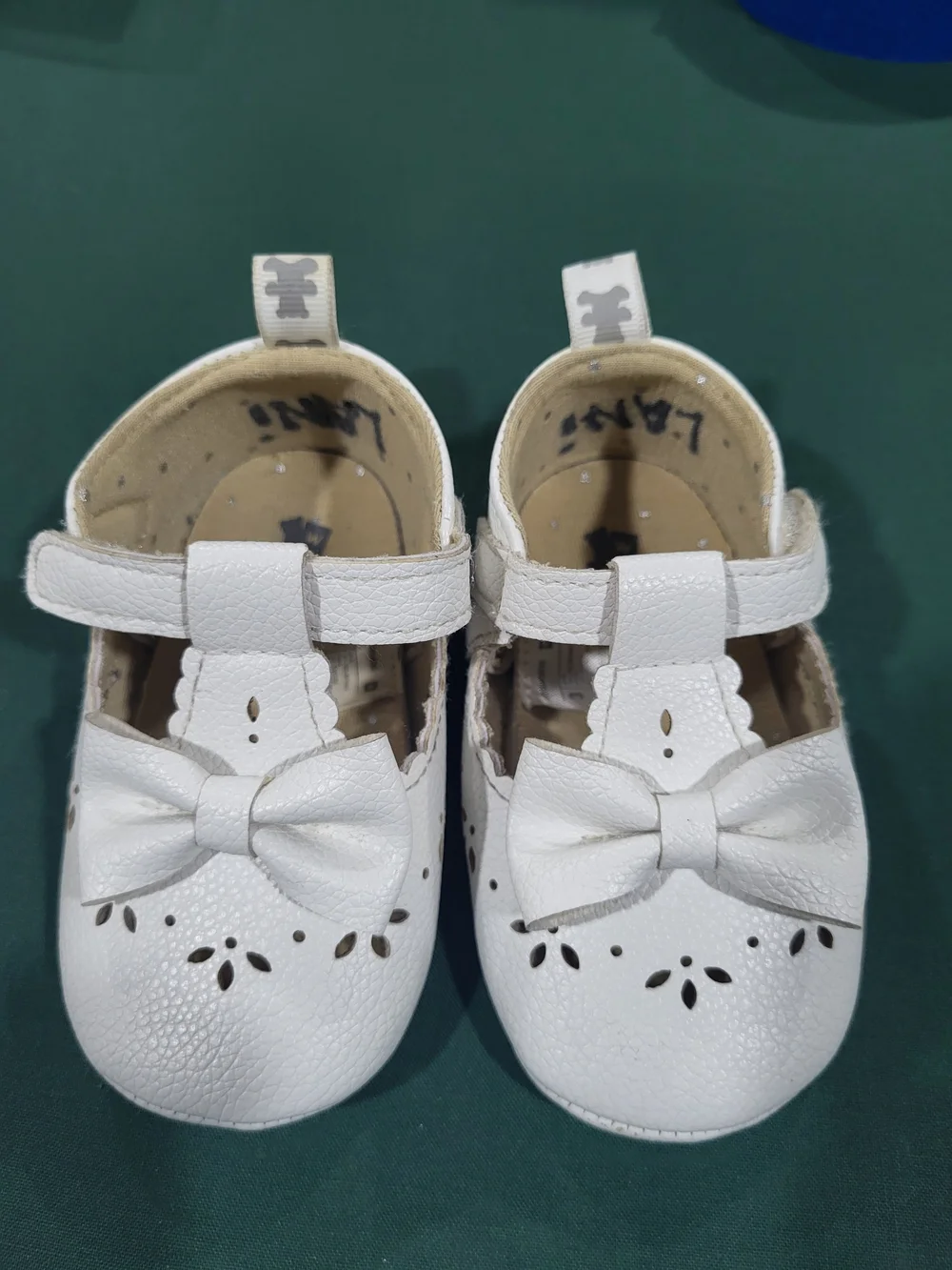 White Baby Mary Jane Bow Shoes with Hook-and-Loop Strap